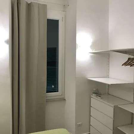 Camilla House Guest house *